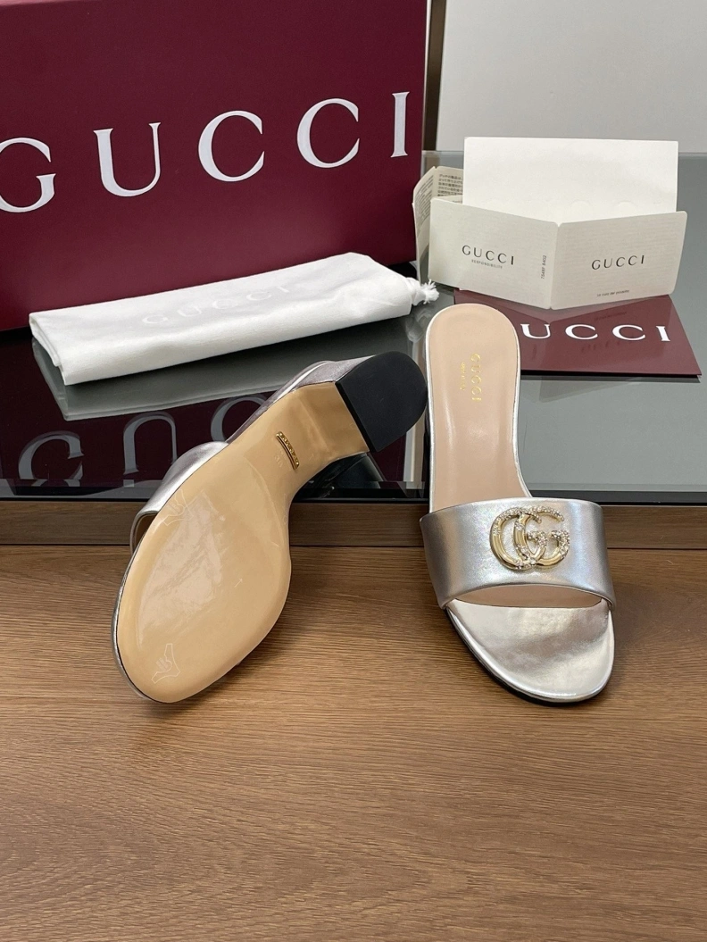 Gxccx Slippers Practical 155634