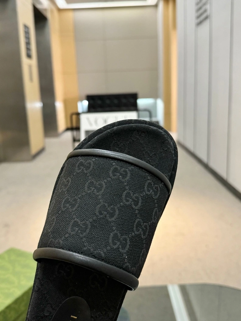 Gxccx Slippers UrbanStyle 155610