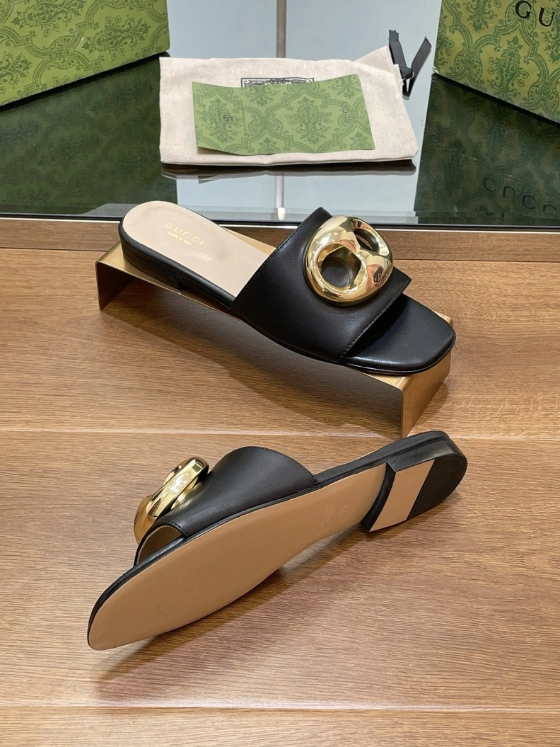 Soft Gxccx Slippers 155592