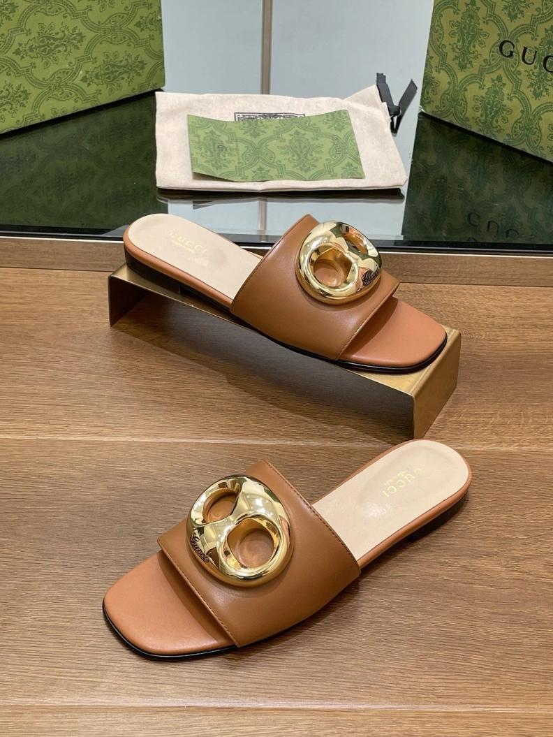 Gxccx Slippers Resilient 155587