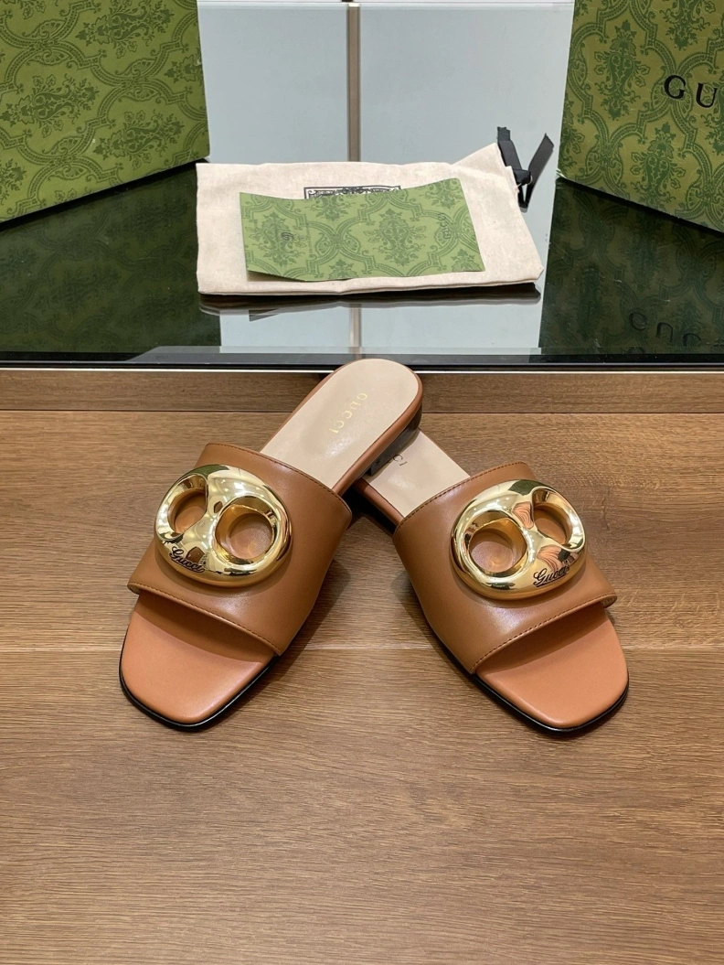 Gxccx Slippers Resilient 155587
