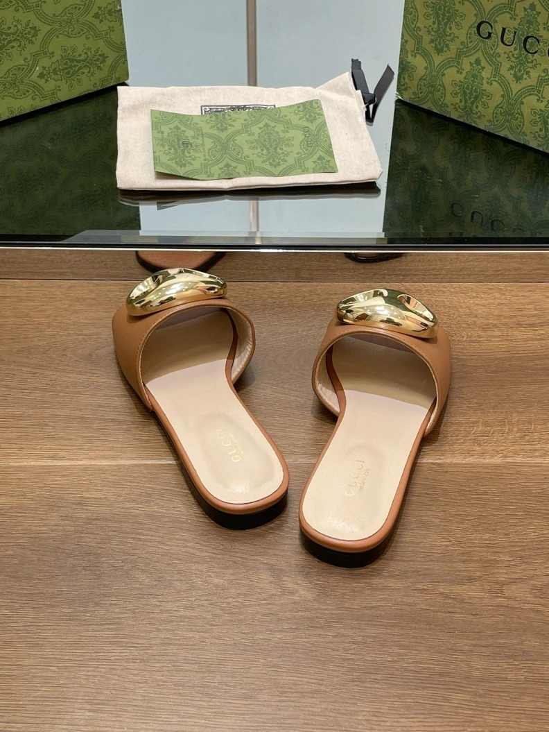 Gxccx Slippers Resilient 155587
