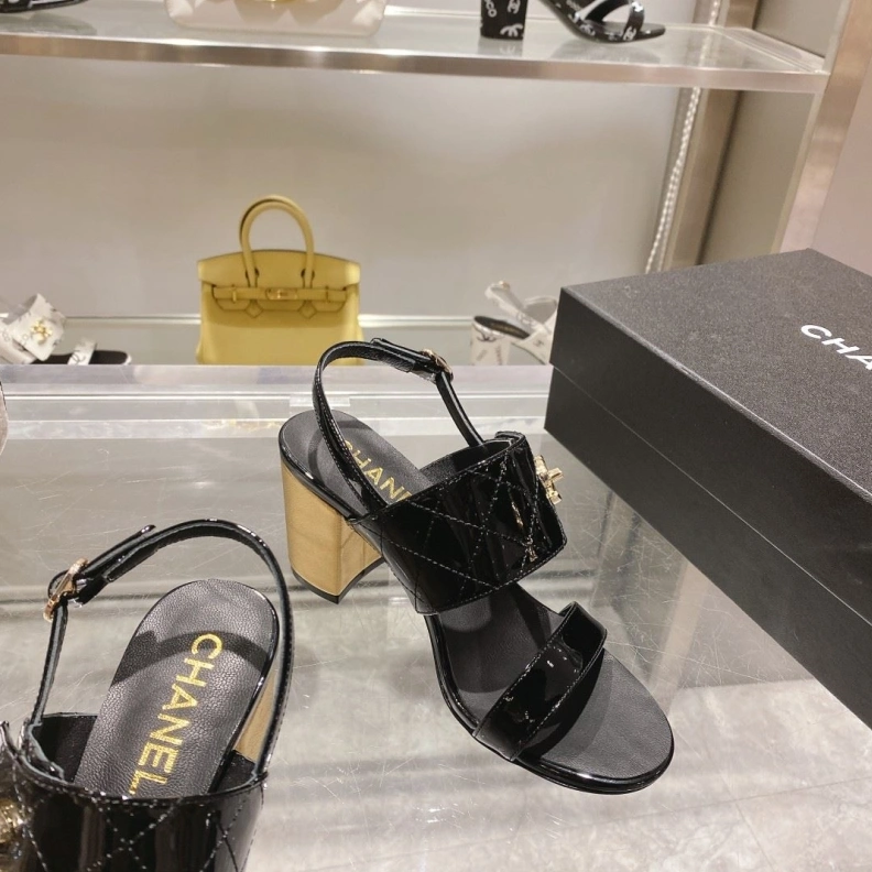 Compact Chxnxl Sandals 118385