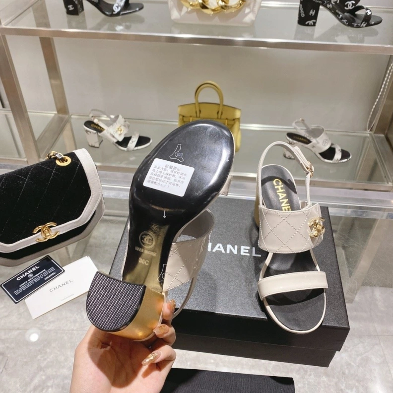 Chxnxl Sandals Vibrant 118379