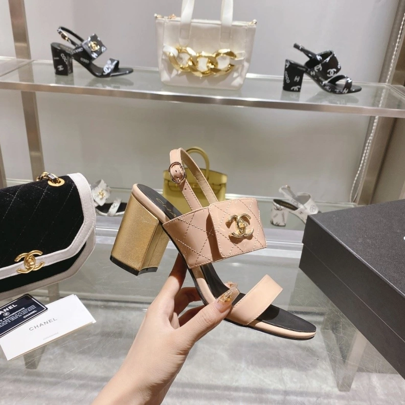 Lightweight Chxnxl Sandals 118381