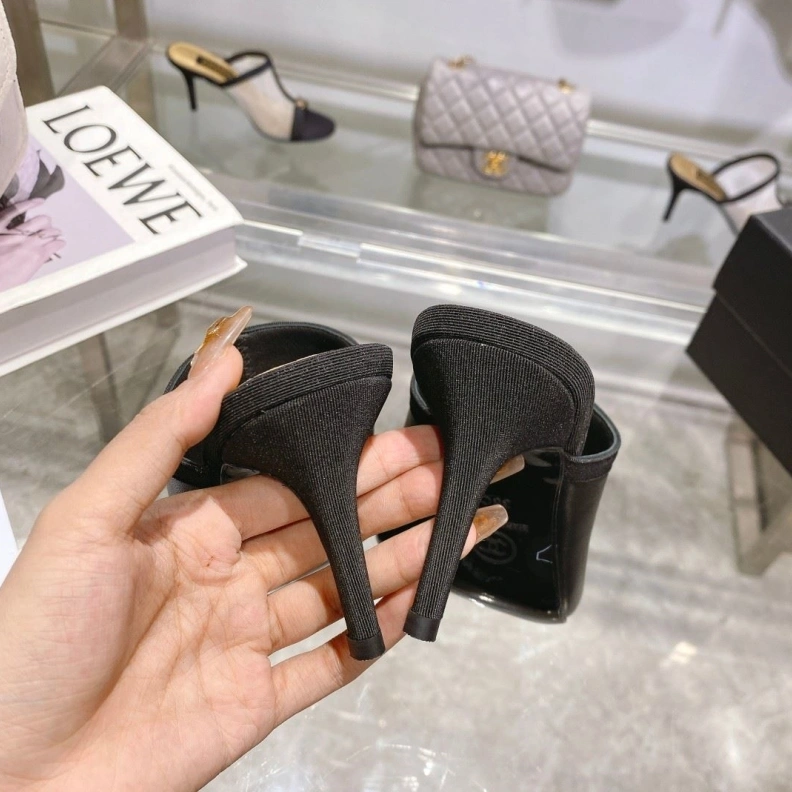 Vibrant Chxnxl Sandals 118378