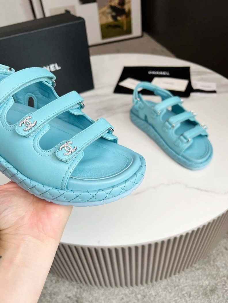 NewStyle Chxnxl Sandals 118388