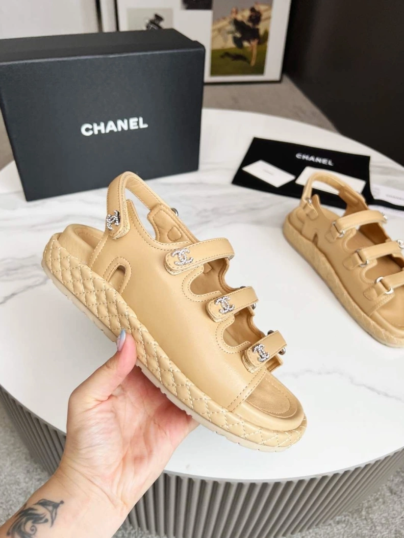 Bold Chxnxl Sandals 118372