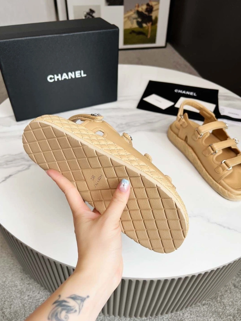Bold Chxnxl Sandals 118372