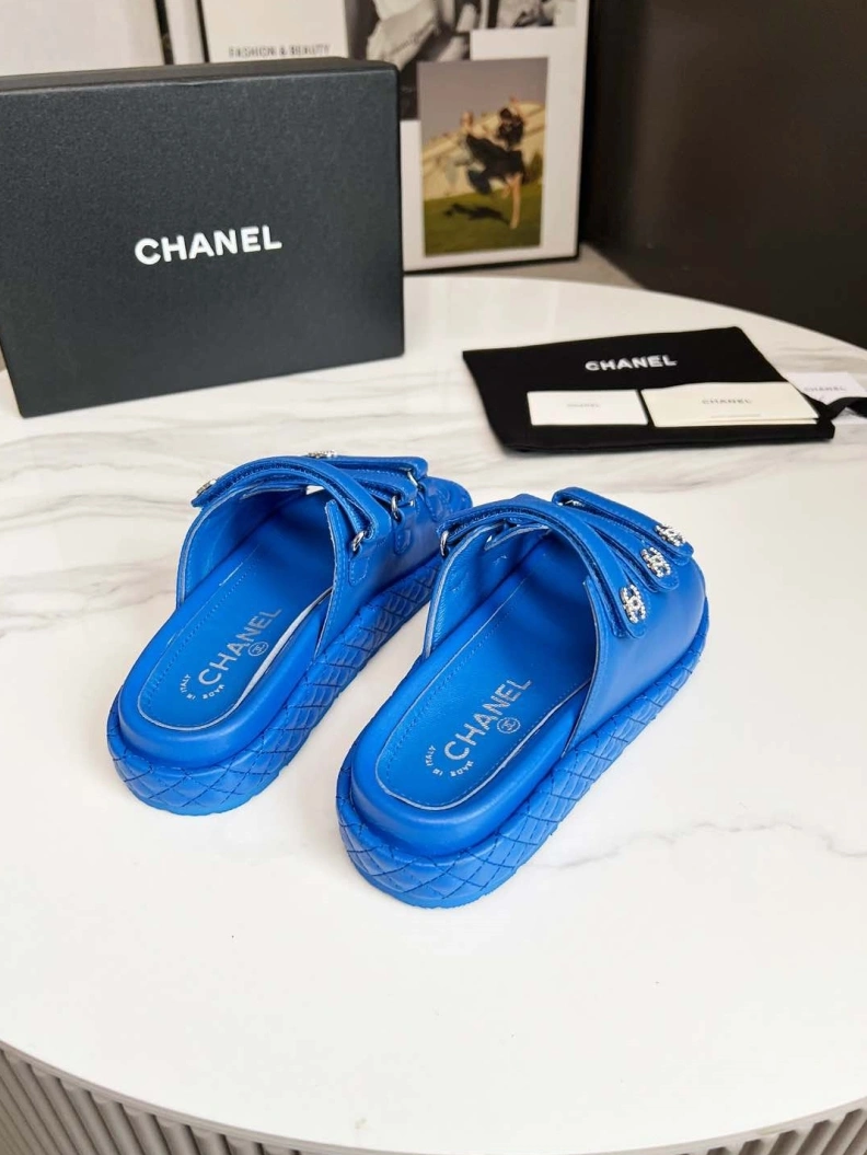 Compact Chxnxl Sandals 118369
