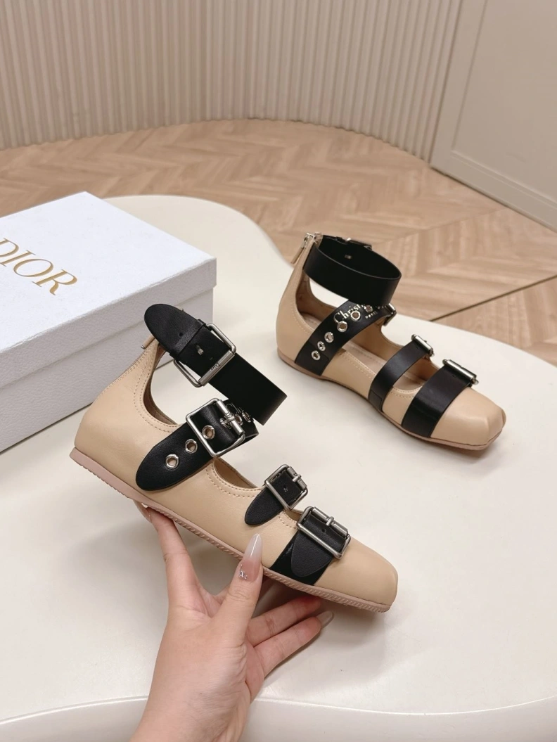 Chxnxl Flat Shoes Refined 118499