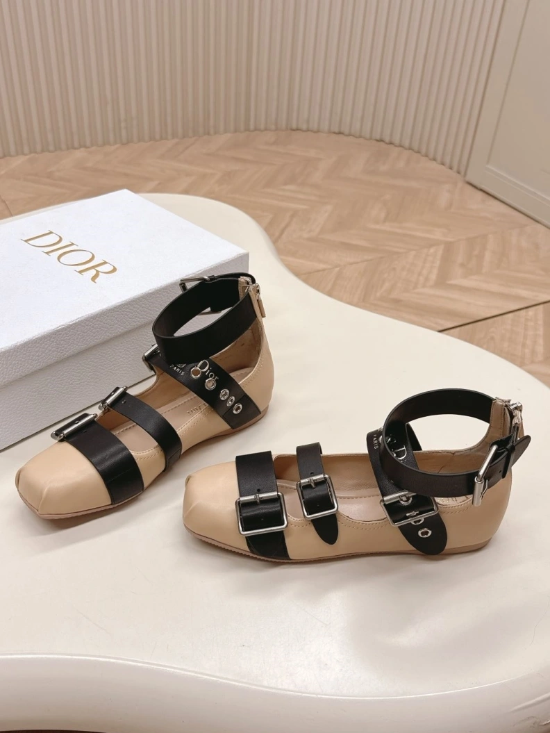 Chxnxl Flat Shoes Refined 118499