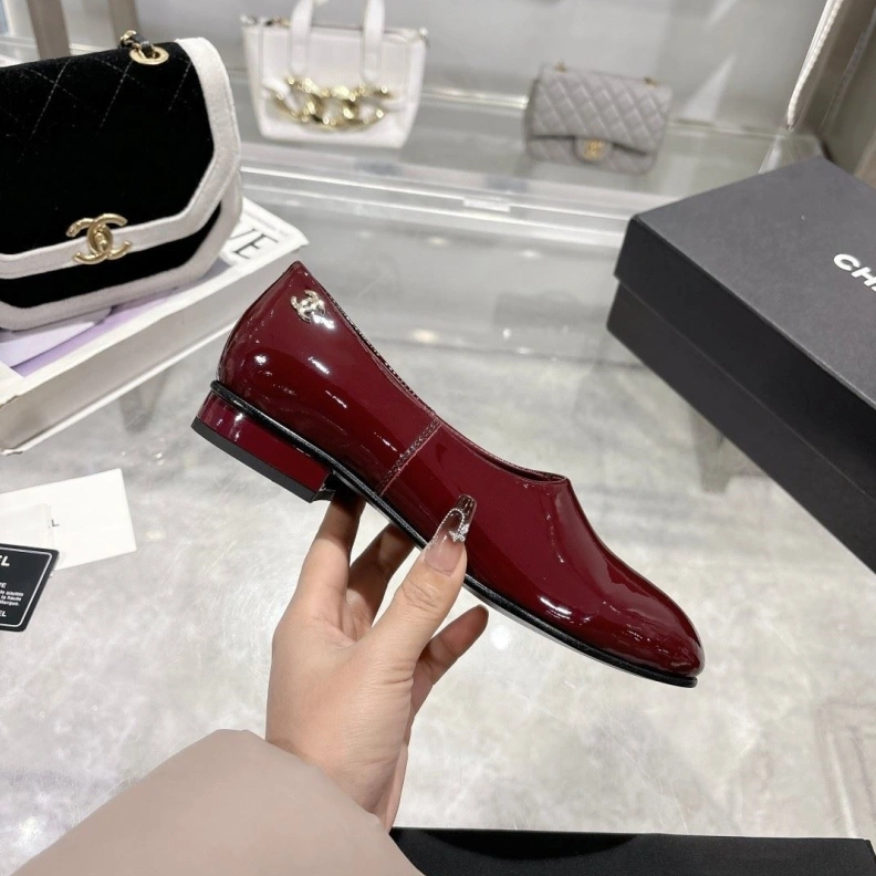 Unique Chxnxl Leather Shoes 118416