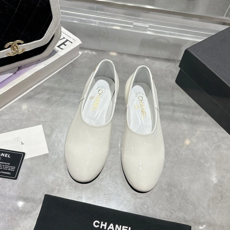 Modern Chxnxl Leather Shoes 118417