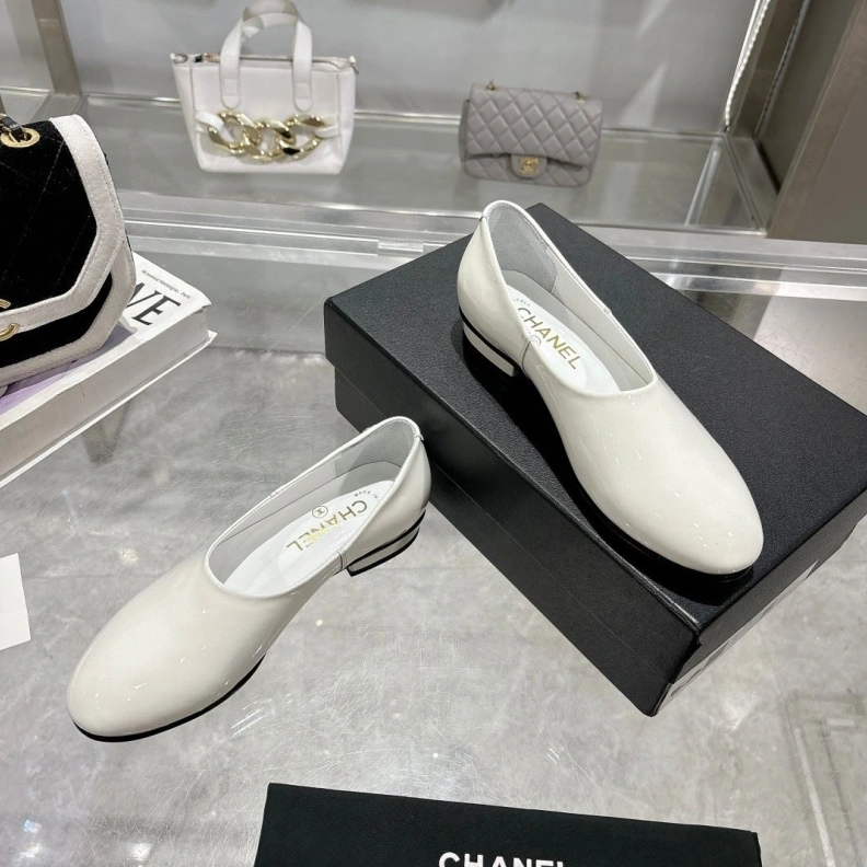Modern Chxnxl Leather Shoes 118417
