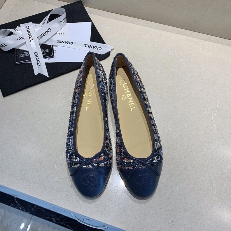Unique Chxnxl Flat Shoes 118488