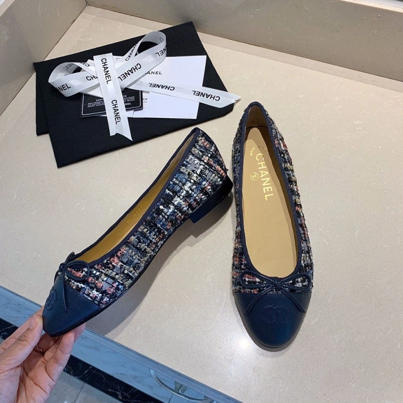 Unique Chxnxl Flat Shoes 118488