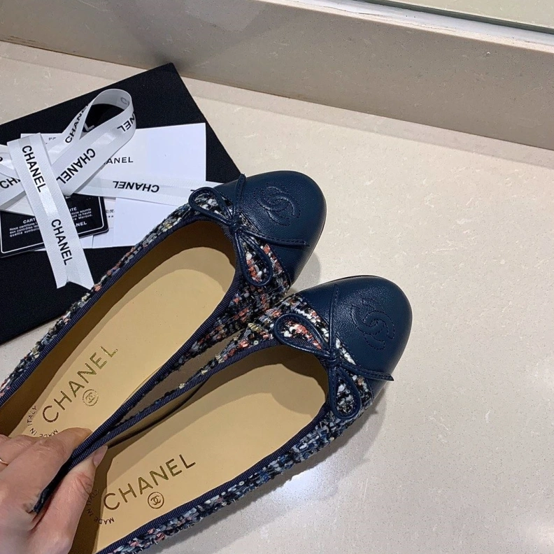 Unique Chxnxl Flat Shoes 118488