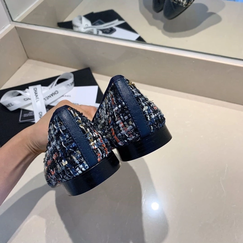 Unique Chxnxl Flat Shoes 118488