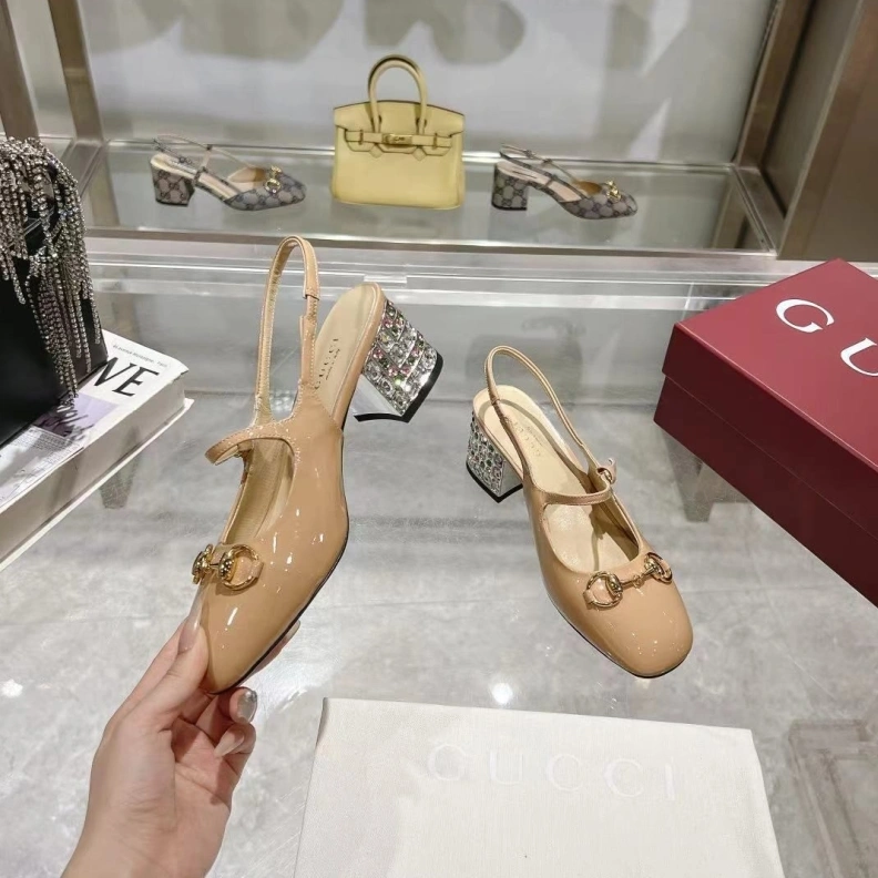 Gxccx Sandals Efficient 155683