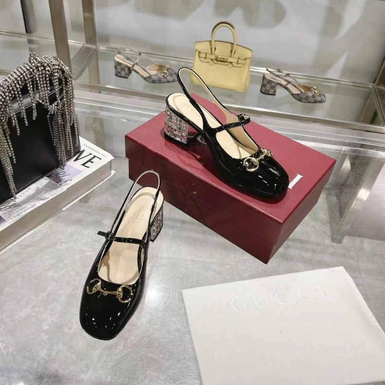 Gxccx Sandals WellDesigned 155688