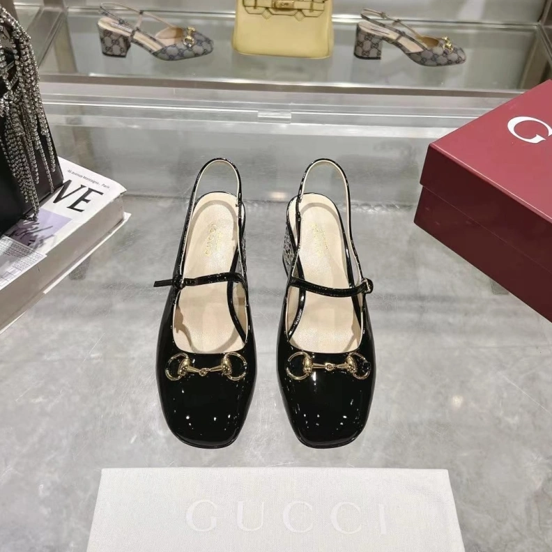 Gxccx Sandals WellDesigned 155688