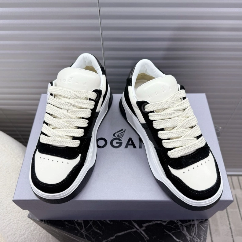 Versatile Hxgxn Sneakers 177186