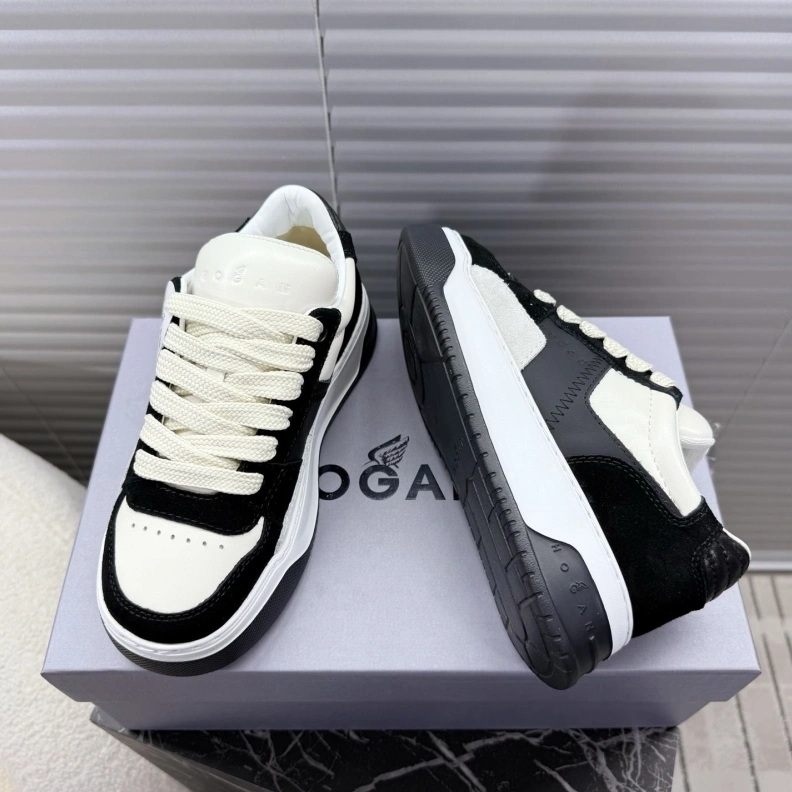 Versatile Hxgxn Sneakers 177186