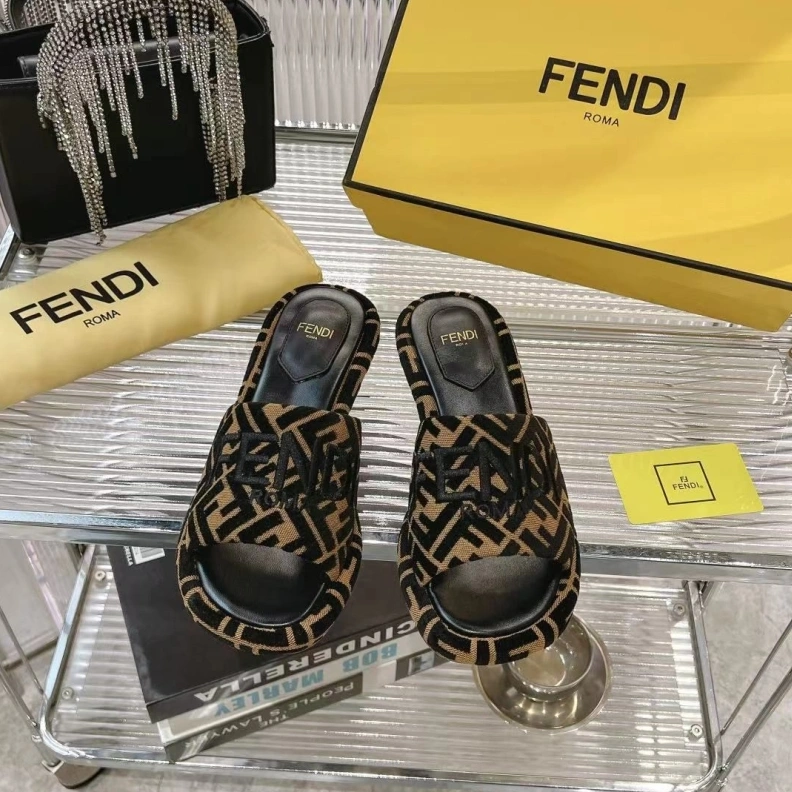AllSeason Fxndx Slippers 147176