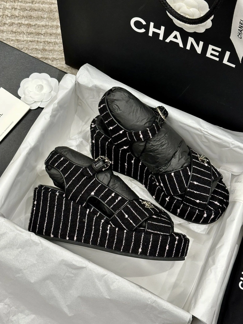 Practical Chxnxl Sandals 118348