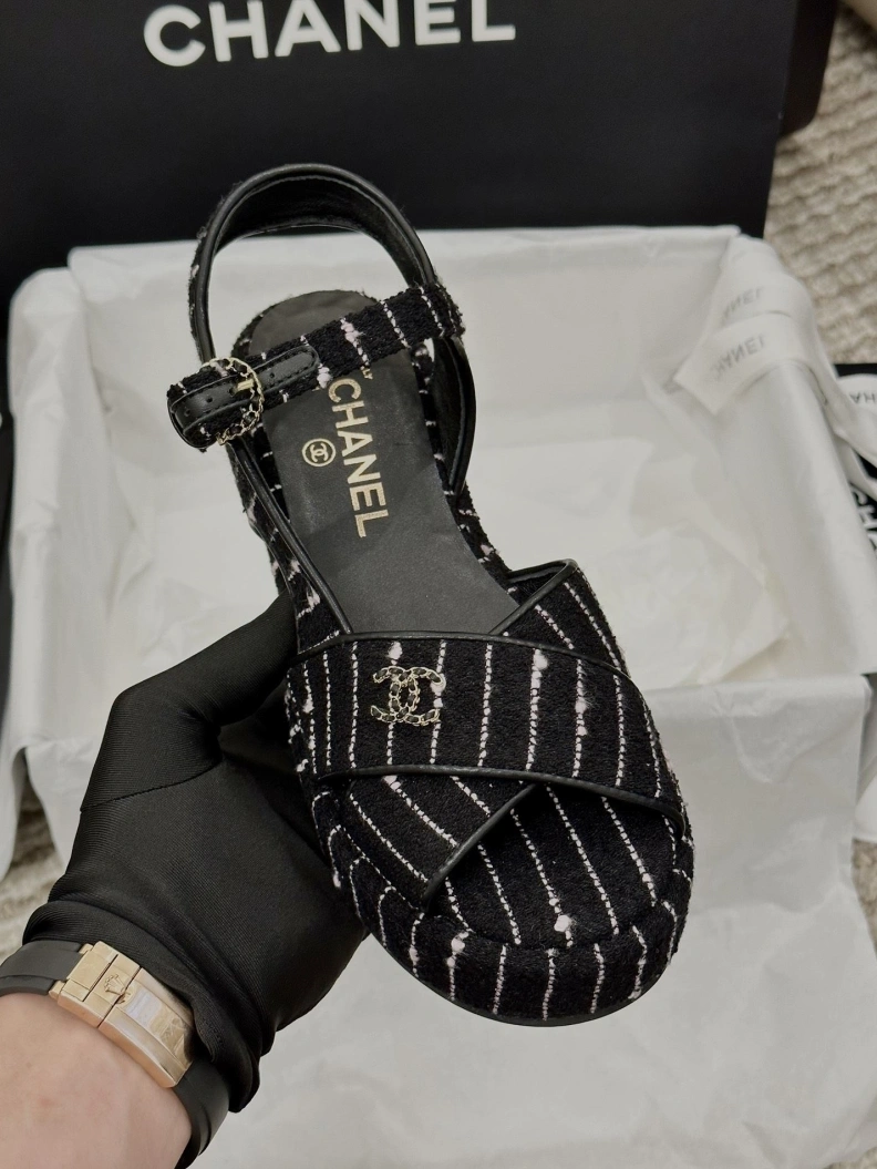 Practical Chxnxl Sandals 118348