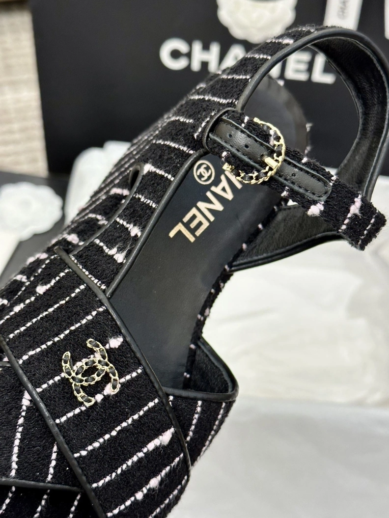 Practical Chxnxl Sandals 118348