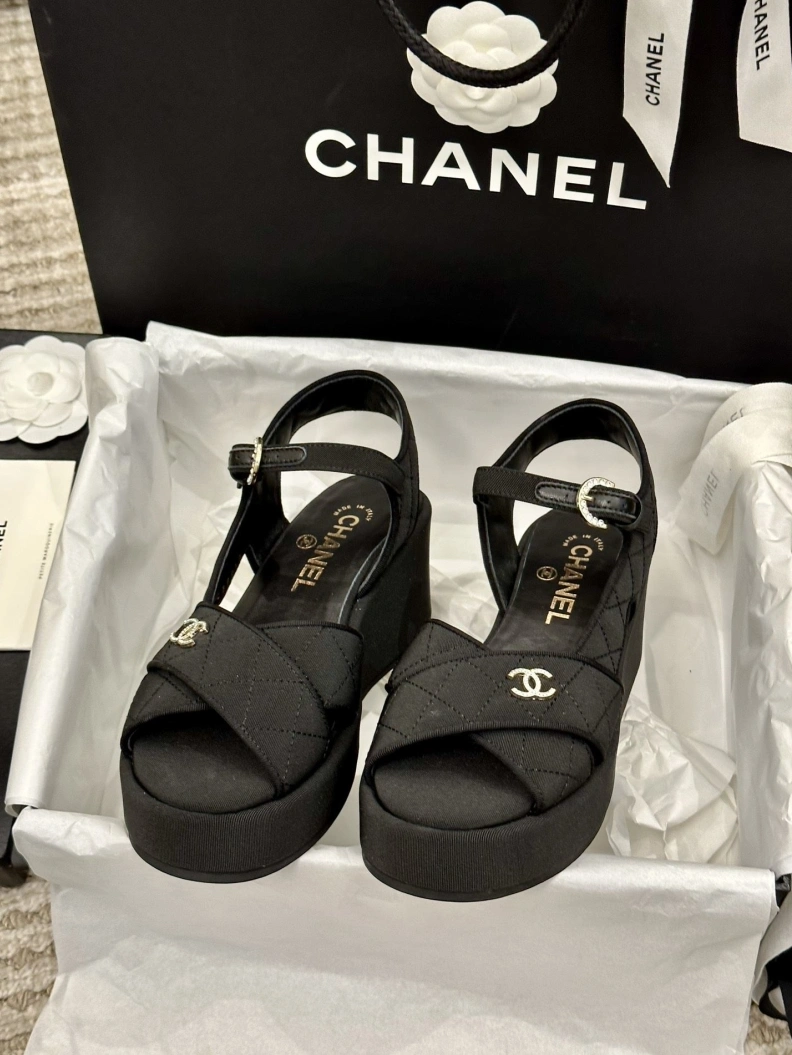 EyeCatching Chxnxl Sandals 118350