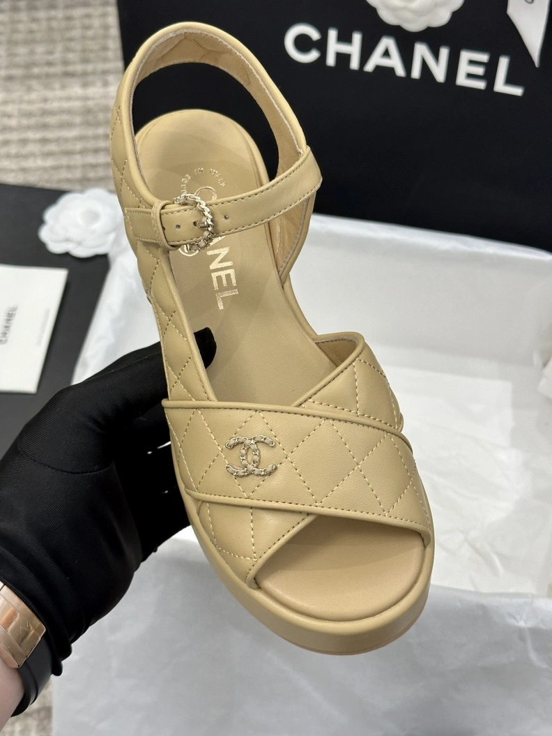 Durable Chxnxl Sandals 118342