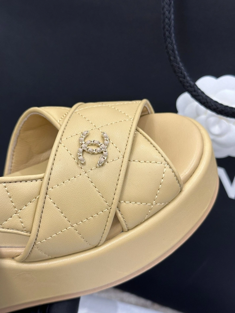 Durable Chxnxl Sandals 118342