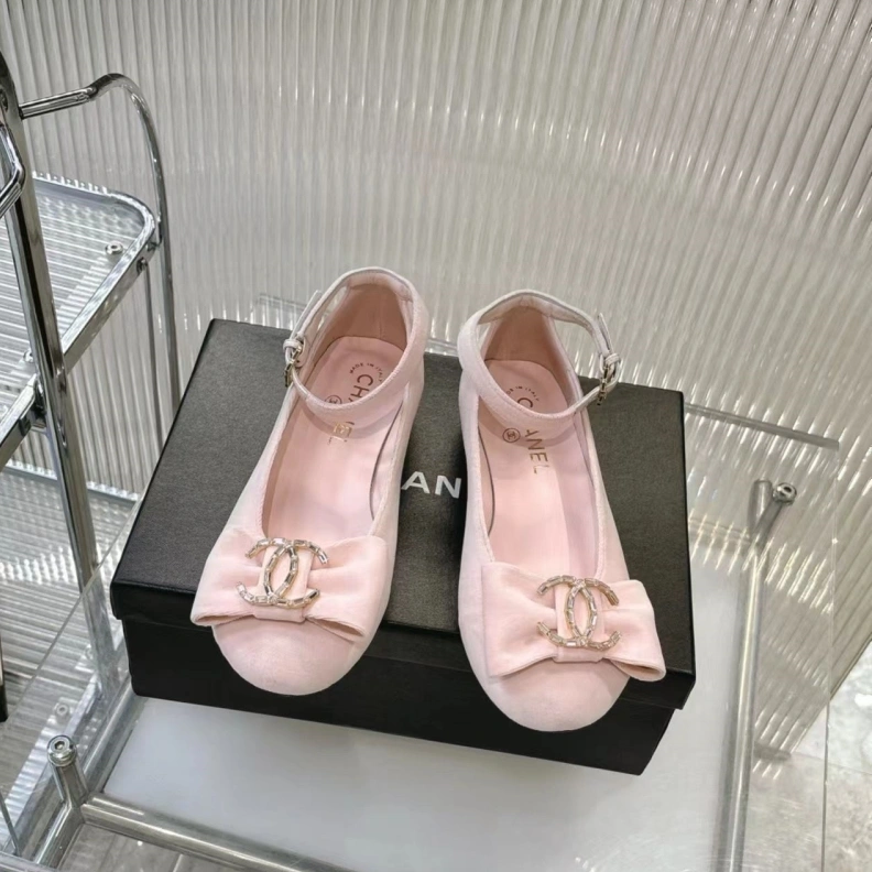 Vibrant Chxnxl Flat Shoes 118484