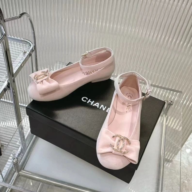 Vibrant Chxnxl Flat Shoes 118484