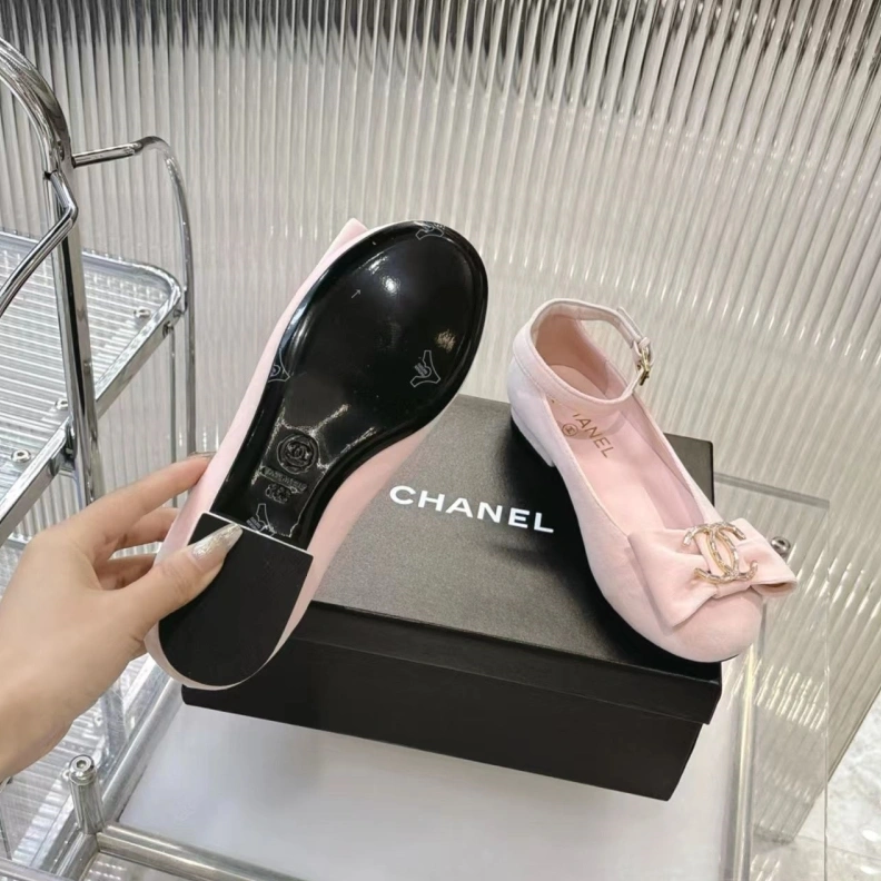 Vibrant Chxnxl Flat Shoes 118484