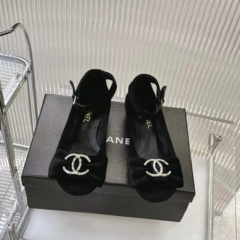 Refined Chxnxl Flat Shoes 118474