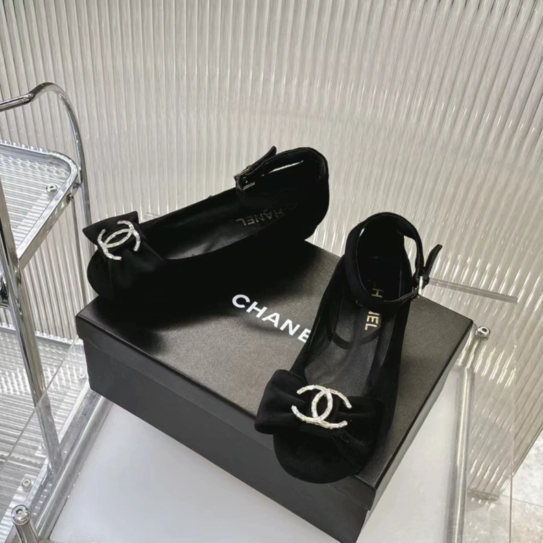Refined Chxnxl Flat Shoes 118474
