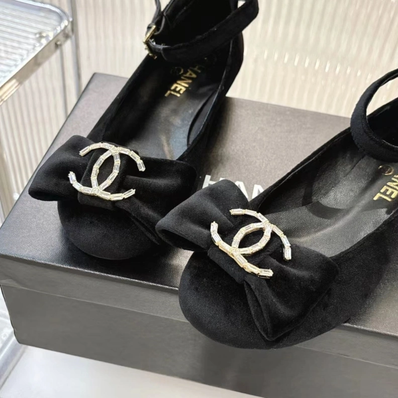 Refined Chxnxl Flat Shoes 118474