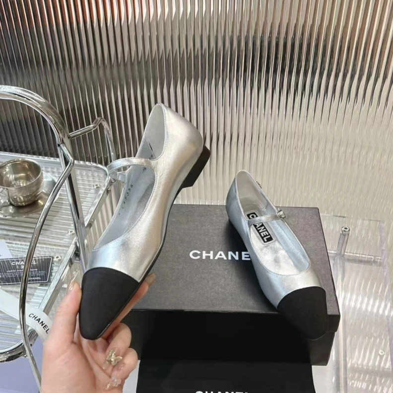 EyeCatching Chxnxl Flat Shoes 118480