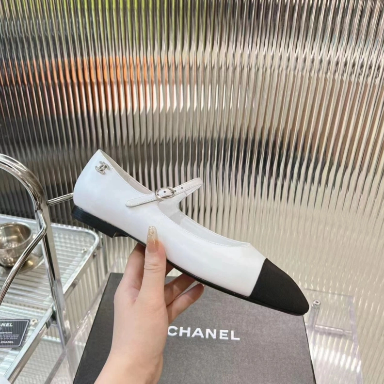 Fashionable Chxnxl Flat Shoes 118471