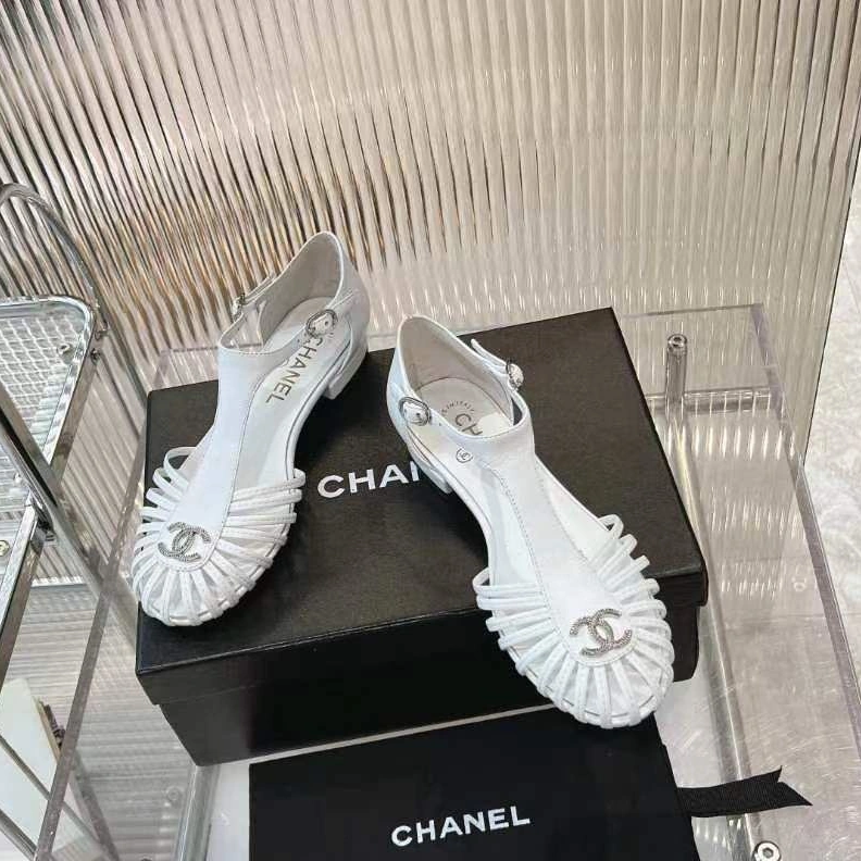 DailyWear Chxnxl Sandals 118352