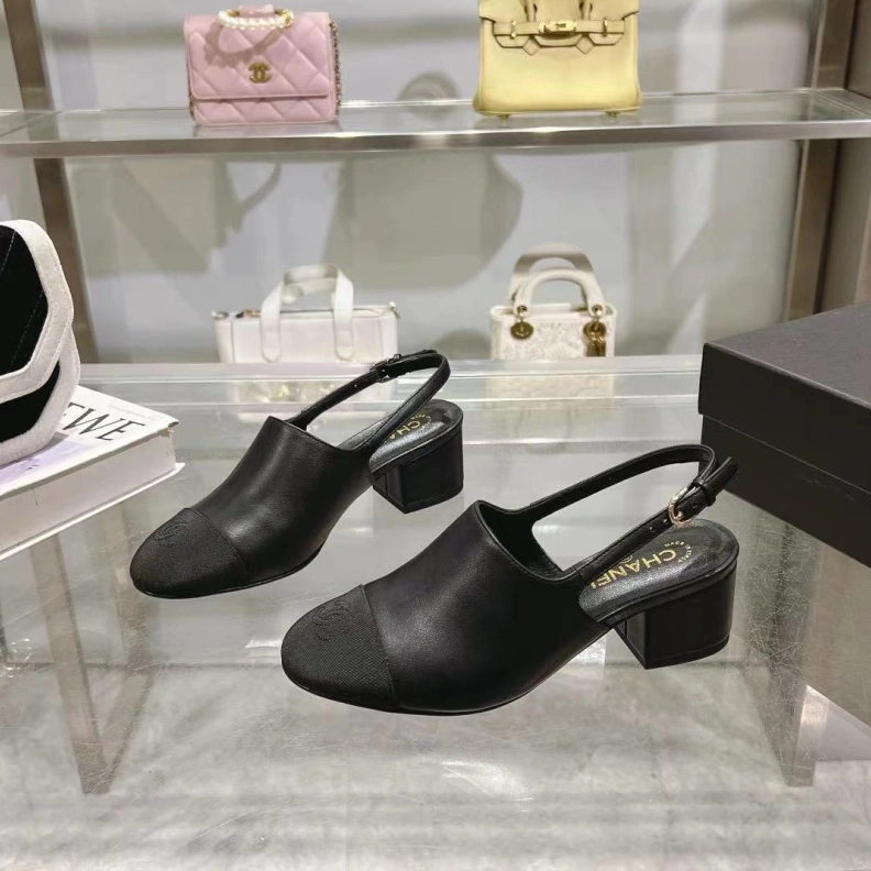 NewStyle Chxnxl Sandals 118319
