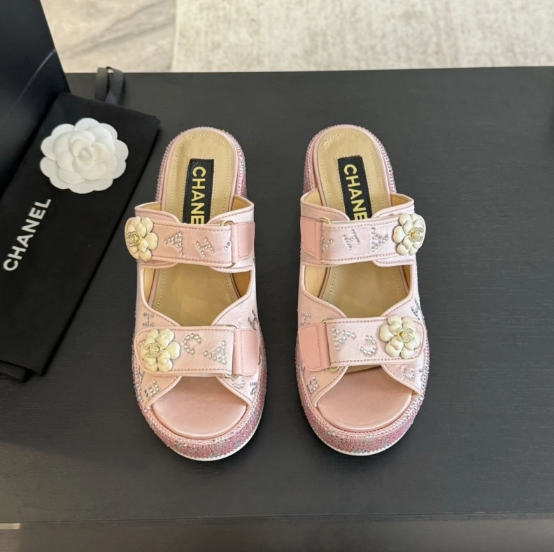EyeCatching Chxnxl Sandals 118326