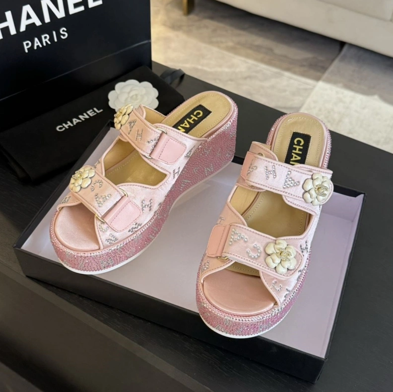 EyeCatching Chxnxl Sandals 118326