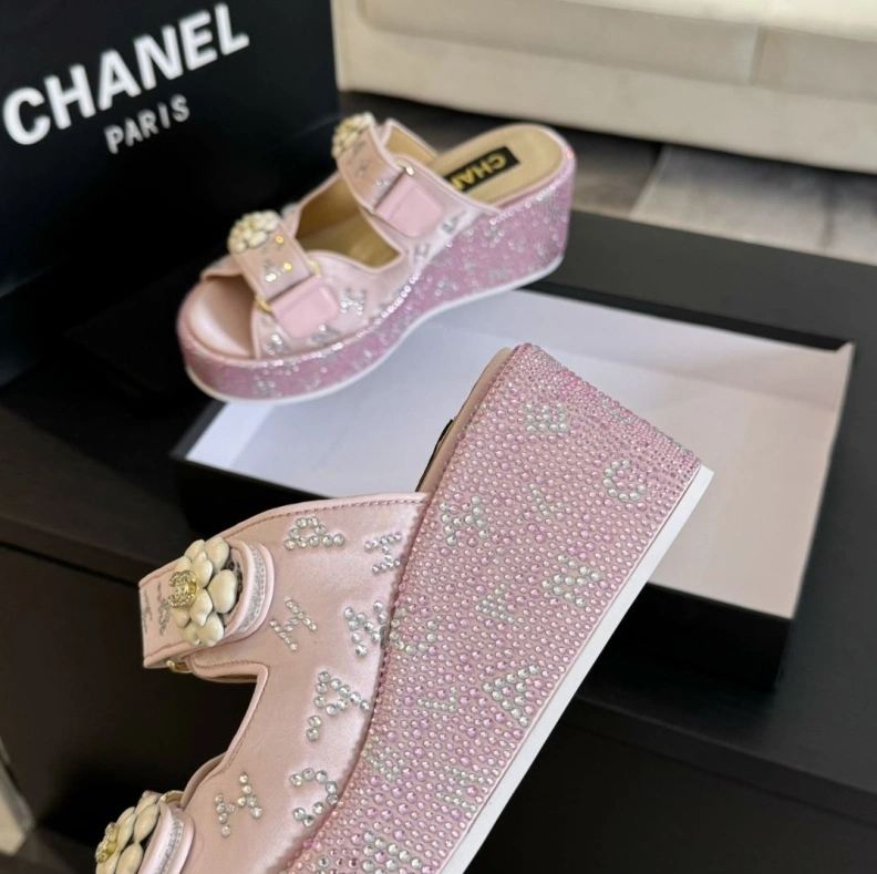 EyeCatching Chxnxl Sandals 118326