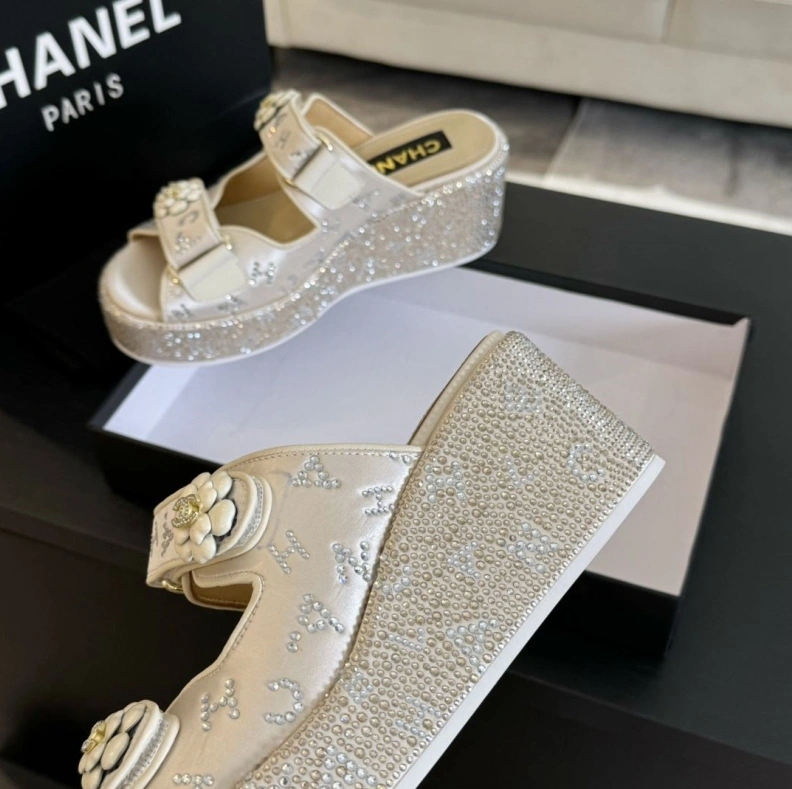 Trendy Chxnxl Sandals 118331