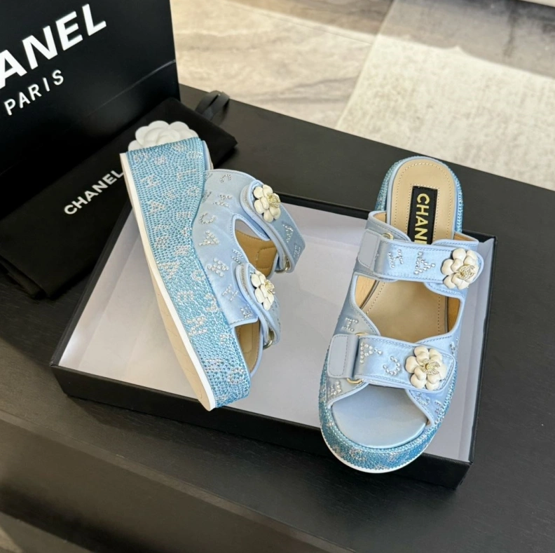 Vibrant Chxnxl Sandals 118327